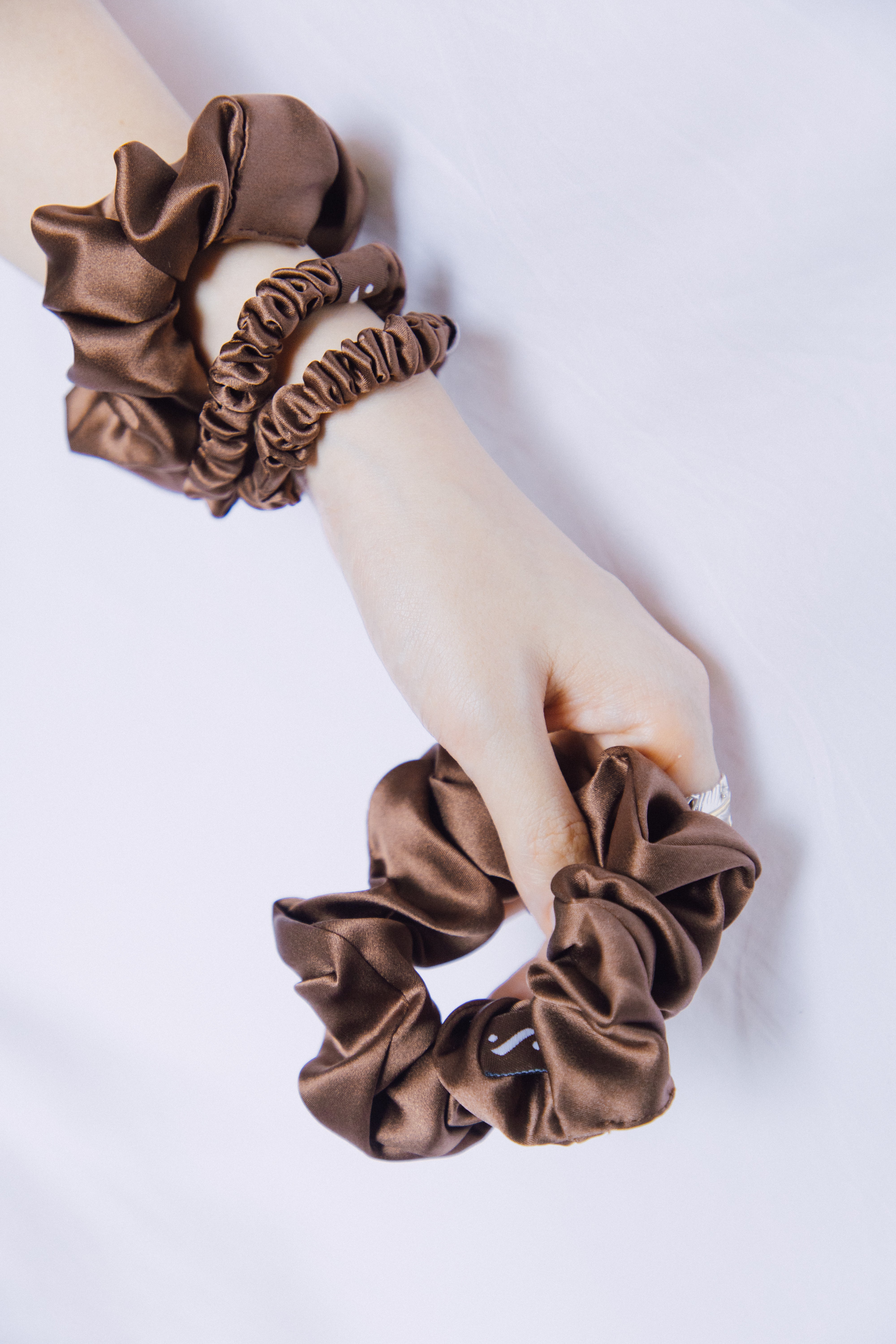 Cocoa Scrunchies Set