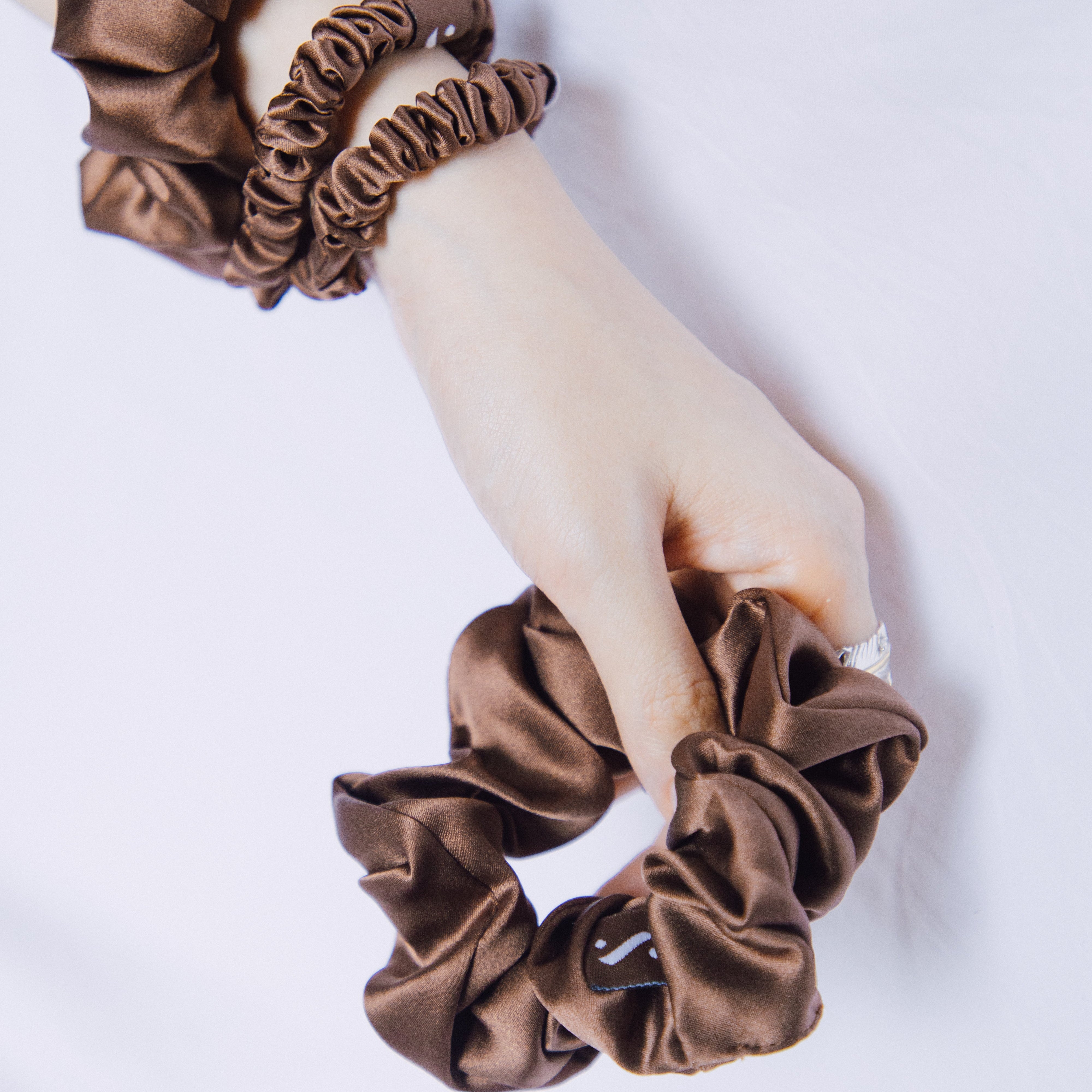 Cocoa Scrunchies Set