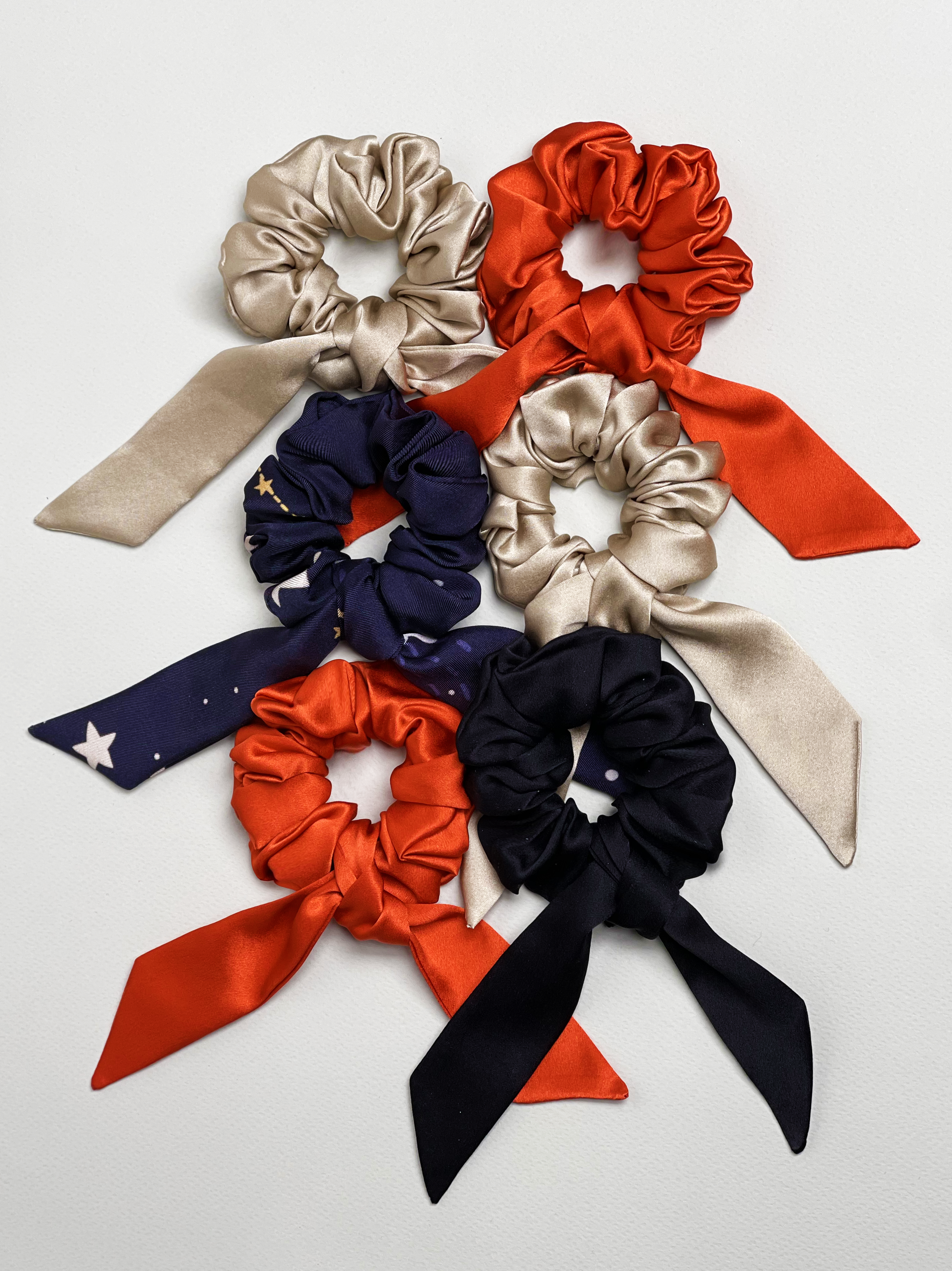 Silk Scrunchie - Black