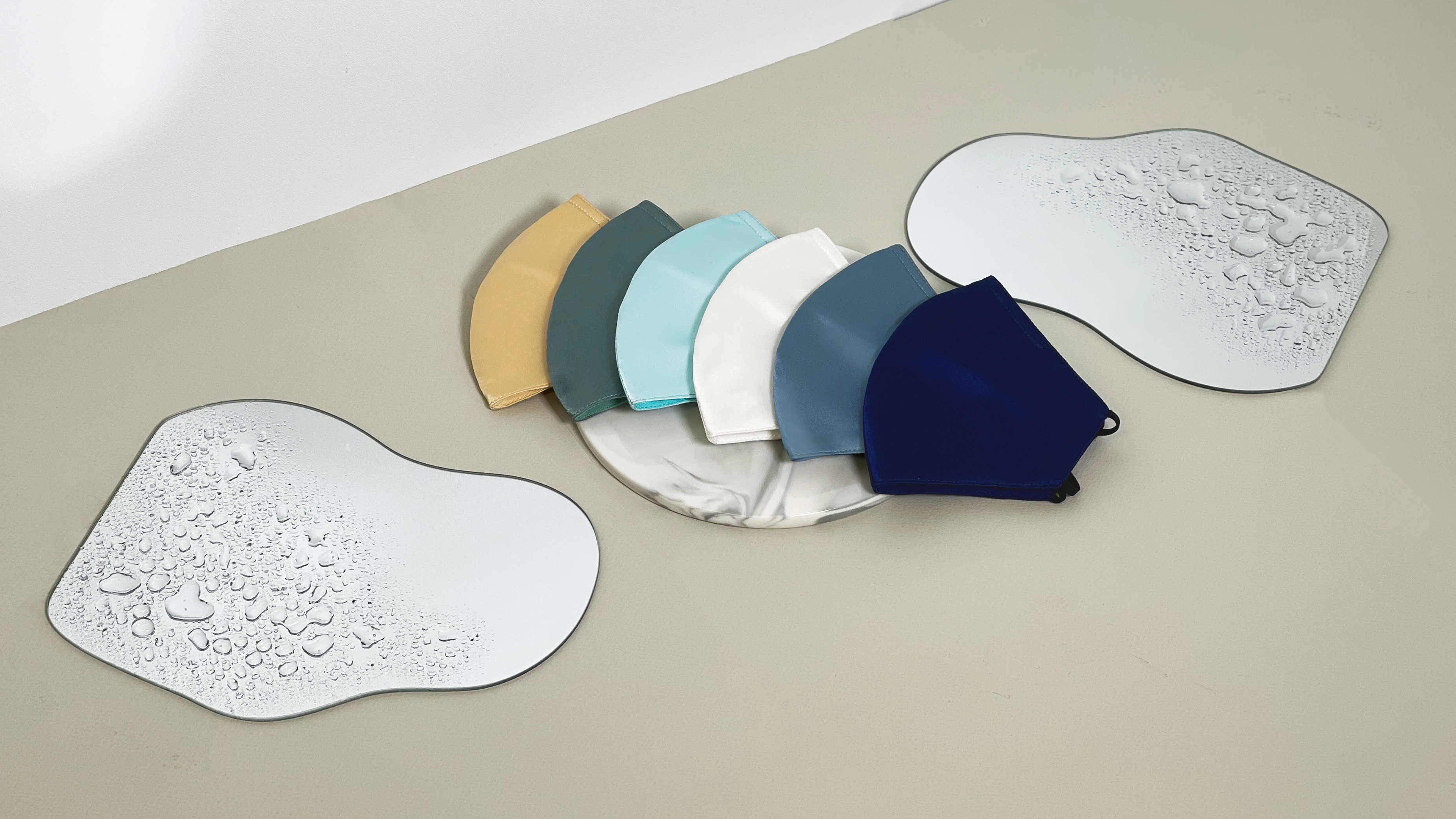 Mitten - Medieval Blue