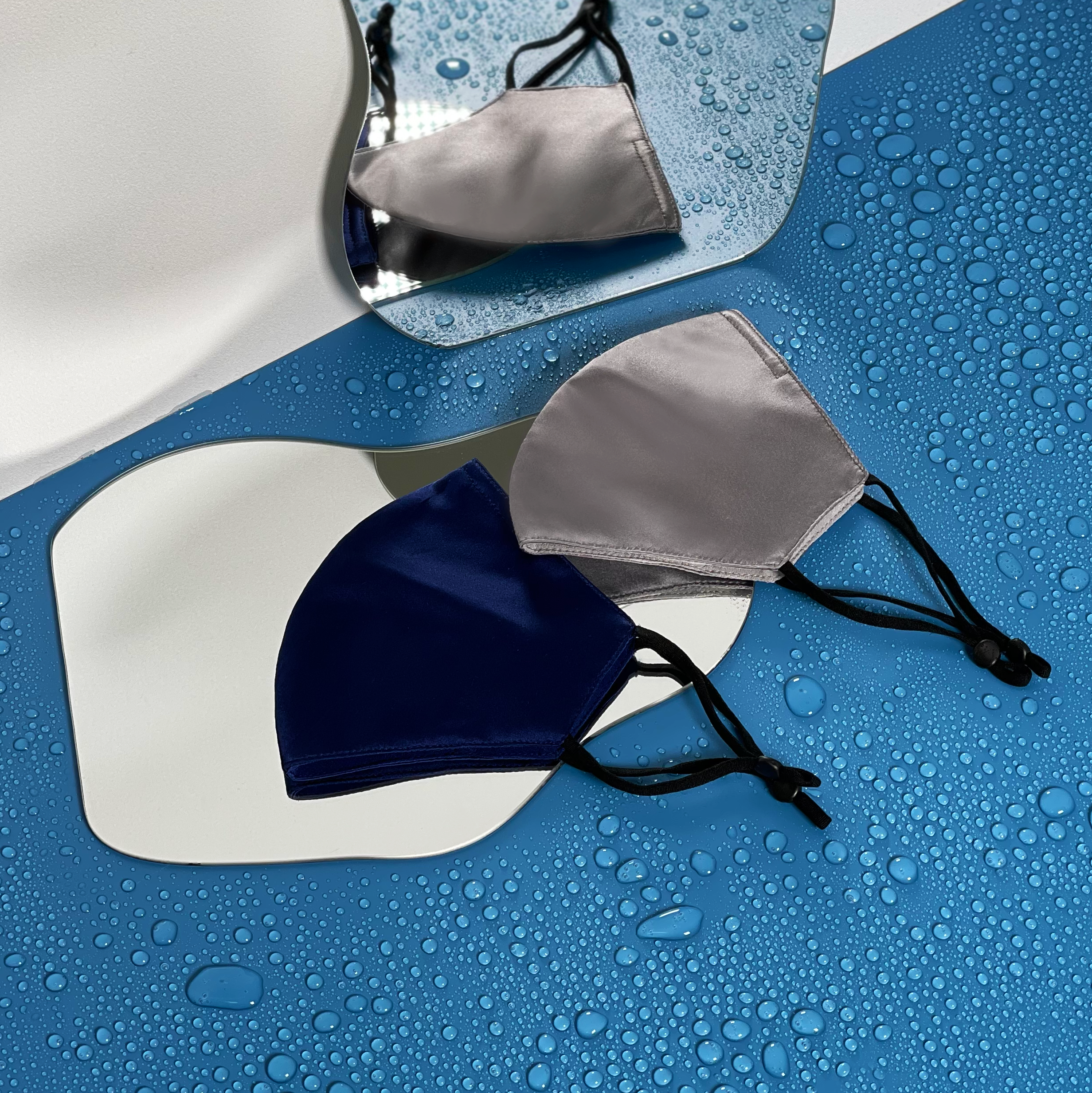 Mitten - Medieval Blue